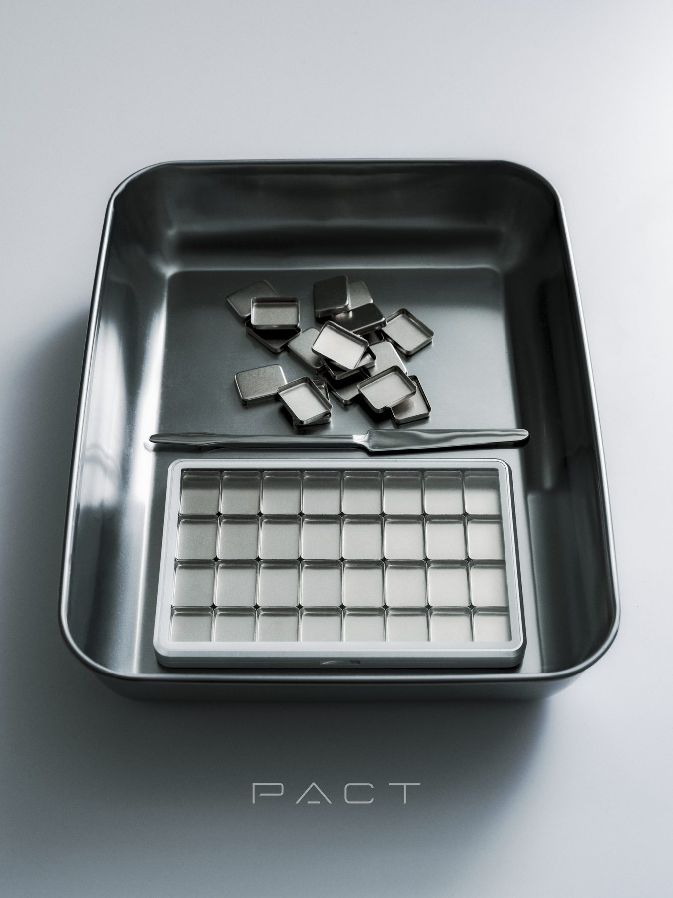 PACT 32 Pan Palette — Tray